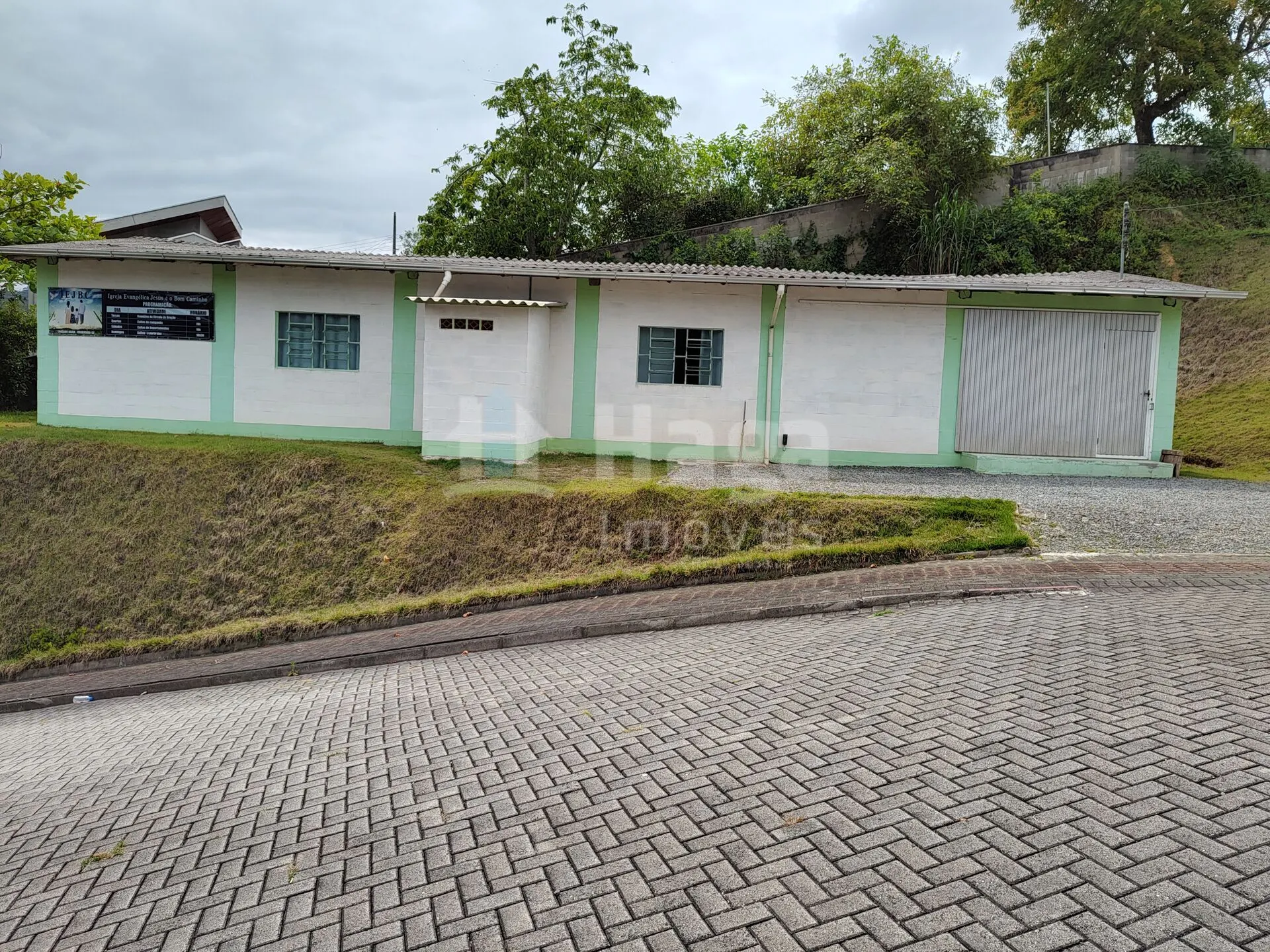 Comercial à venda de 788 m² em Guabiruba, SC, Brasil