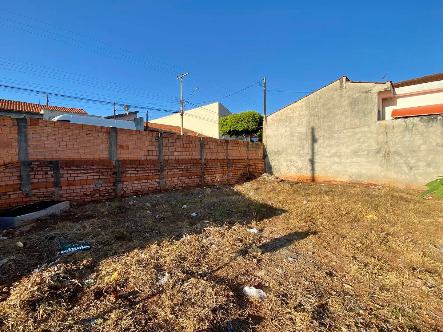 Terreno à venda de 153 m² em Piraju, SP, Brasil