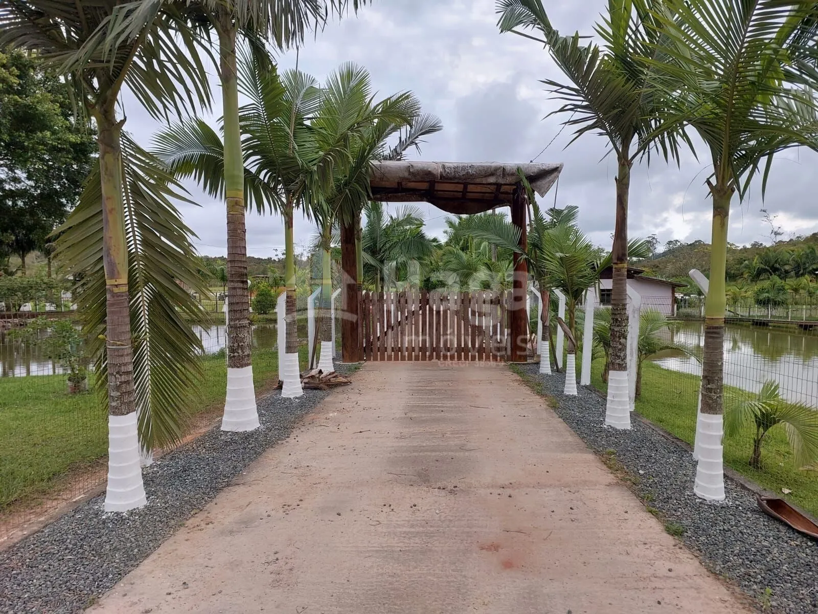 Chácara à venda de 1 ha em Balneário Piçarras, SC, Brasil