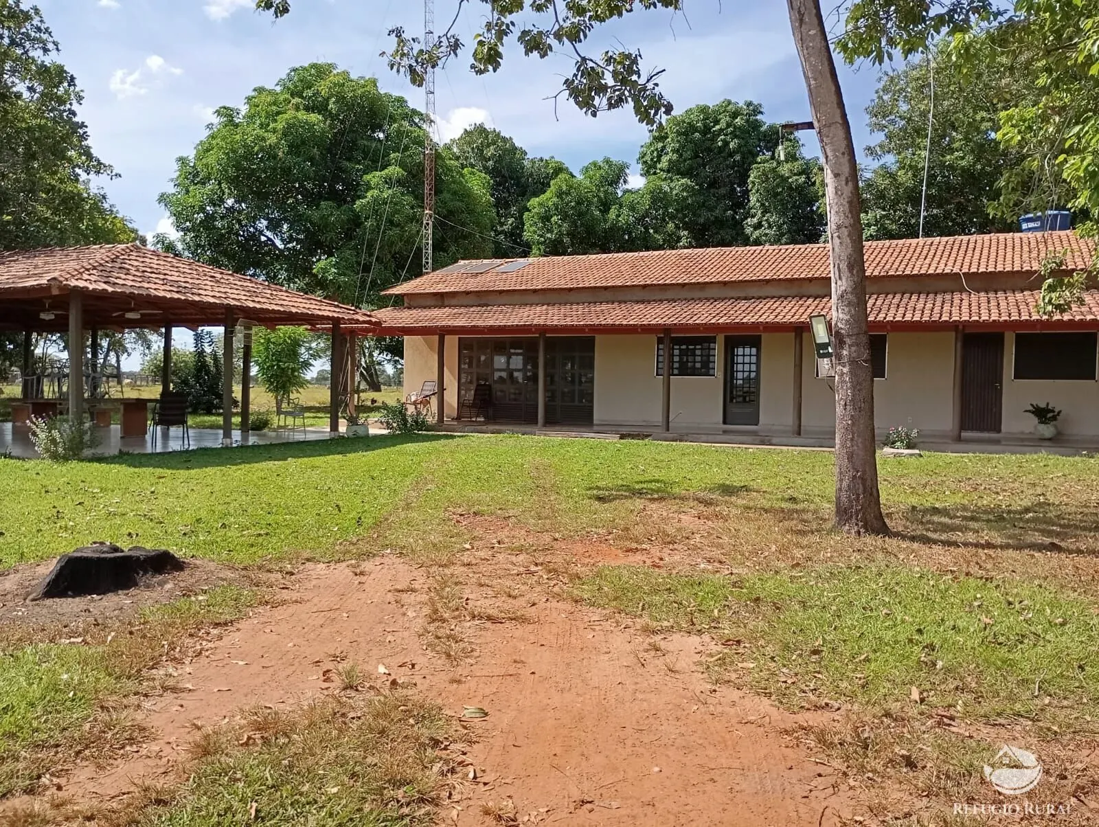 Fazenda à venda de 3.910 ha em Araguaiana, MT, Brasil