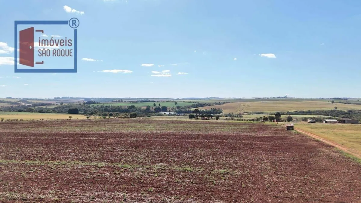 Fazenda à venda de 136 ha em Itapetininga, SP, Brasil