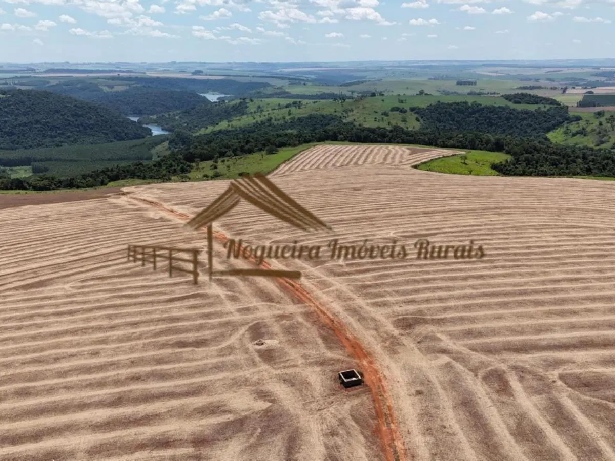 Fazenda à venda de 338 ha em Piraju, SP, Brasil