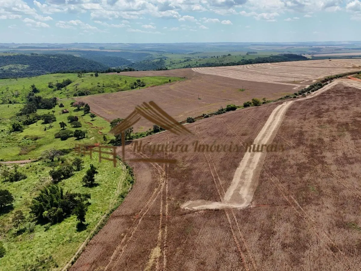 Fazenda à venda de 338 ha em Piraju, SP, Brasil