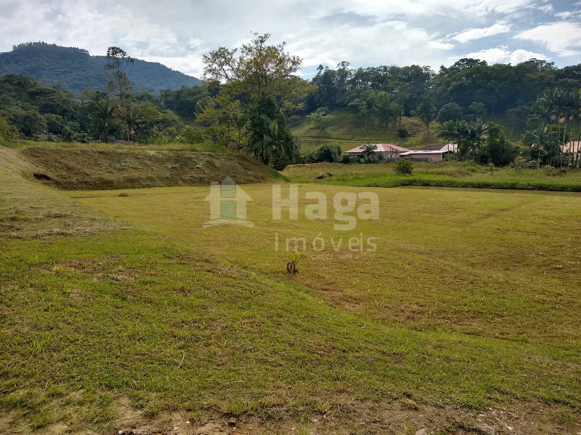 Fazenda à venda de 2 ha em Rio dos Cedros, SC, Brasil