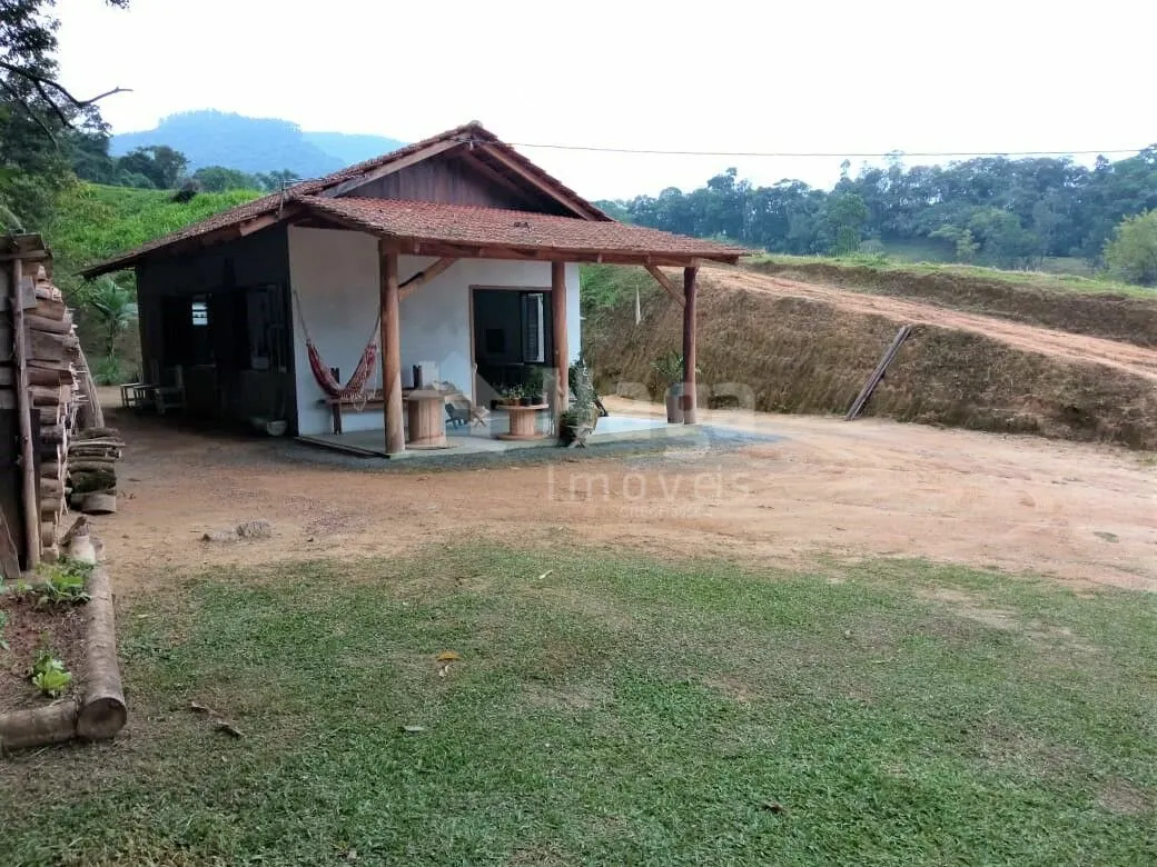 Fazenda à venda de 2 ha em Rio dos Cedros, SC, Brasil