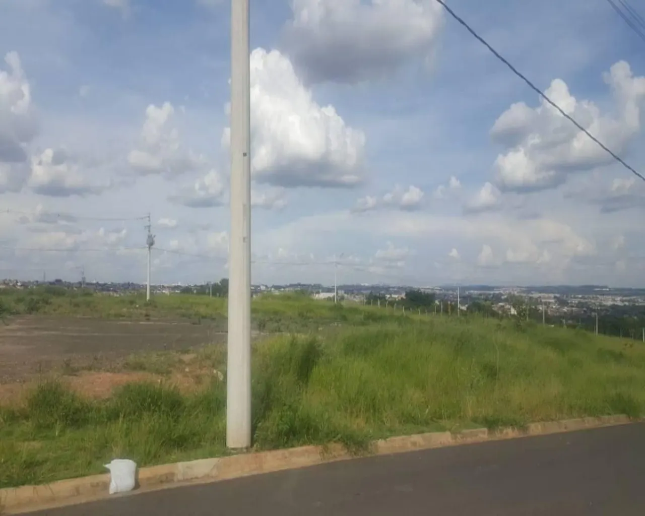 Terreno à venda de 175 m² em Campinas, SP, Brasil