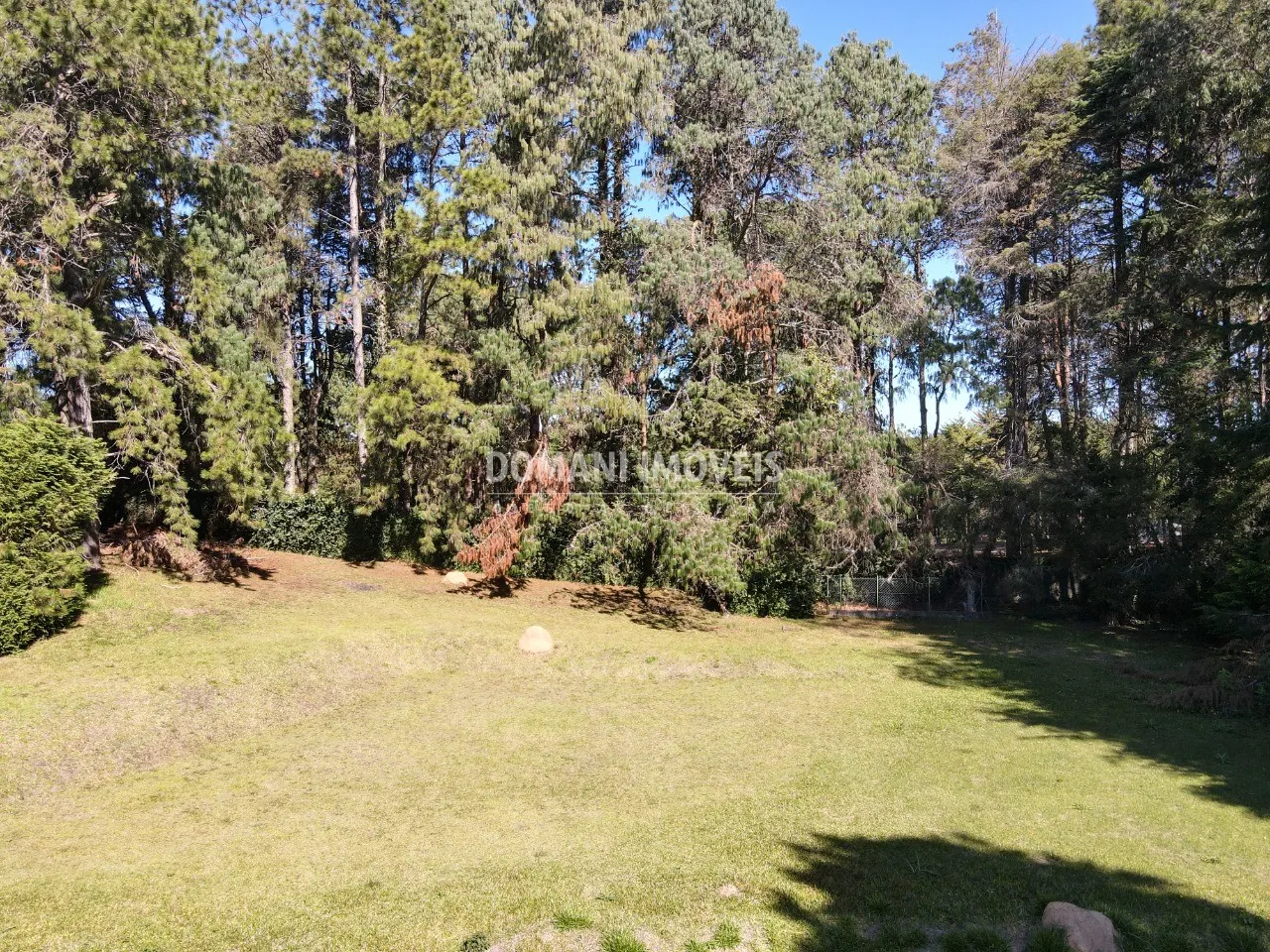 Plot for sale of 1,070 m² in Campos do Jordão, SP, Brazil