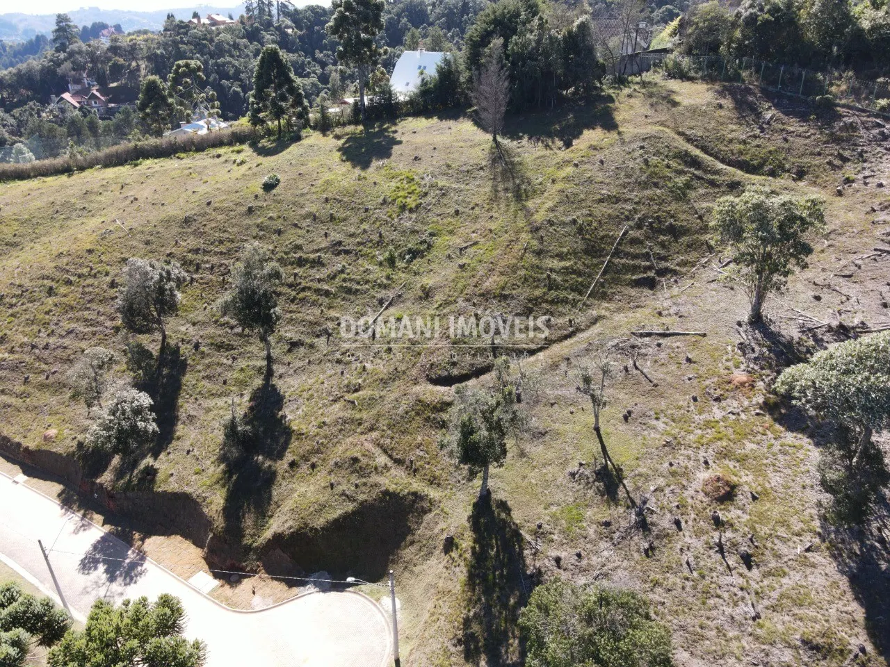 Terreno à venda de 2.150 m² em Campos do Jordão, SP, Brasil
