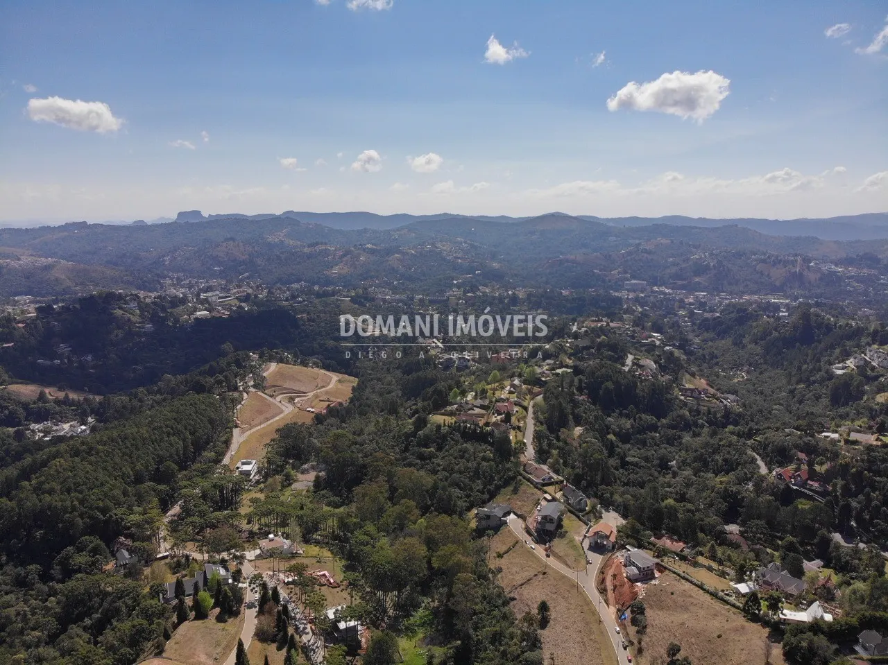 Terreno à venda de 2.150 m² em Campos do Jordão, SP, Brasil