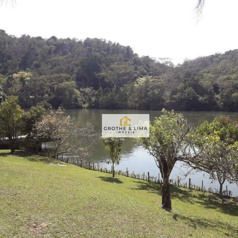 Chácara à venda de 3.900 m² em Santa Branca, SP, Brasil