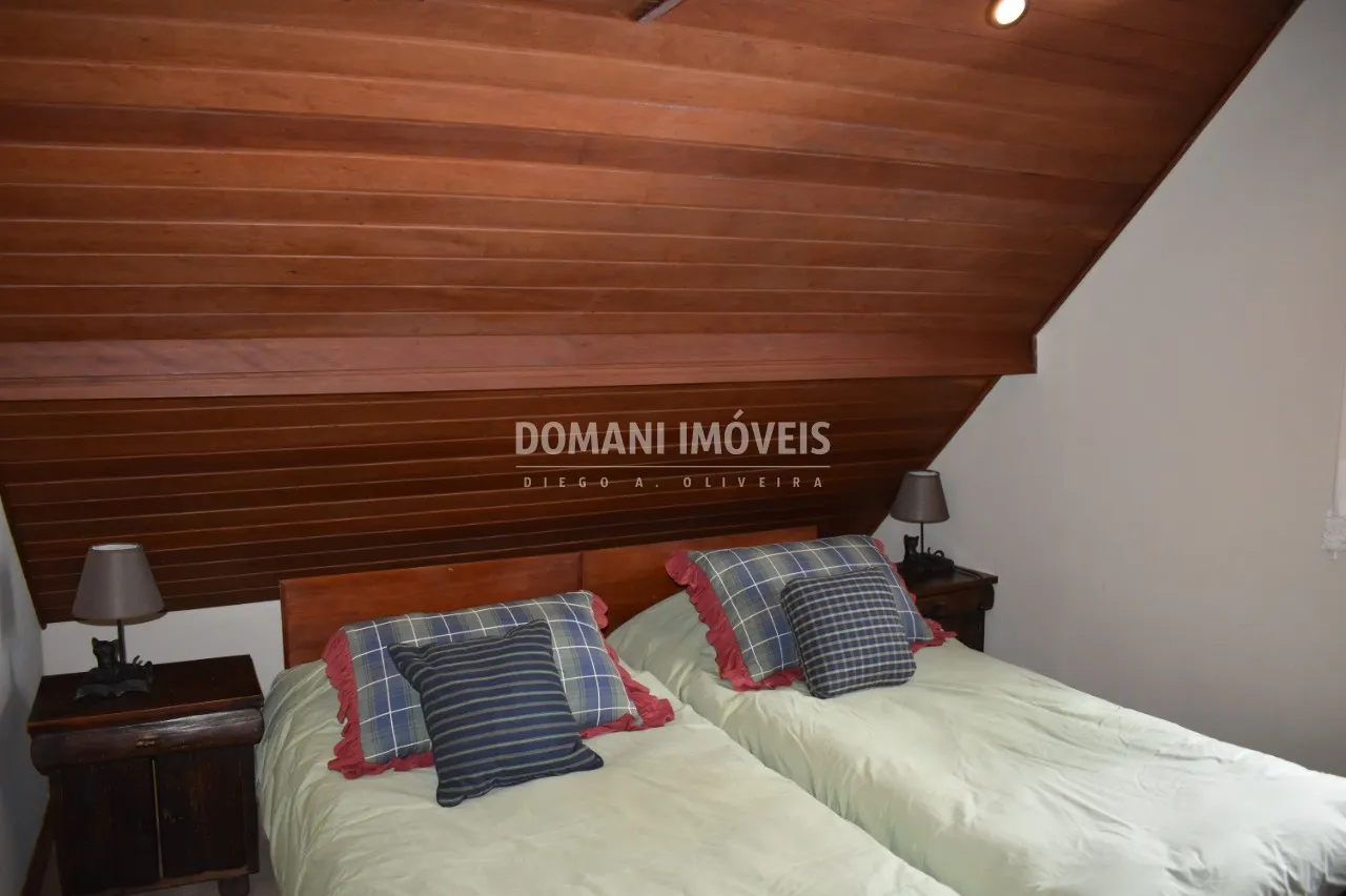 Casa à venda de 2.740 m² em Campos do Jordão, SP, Brasil