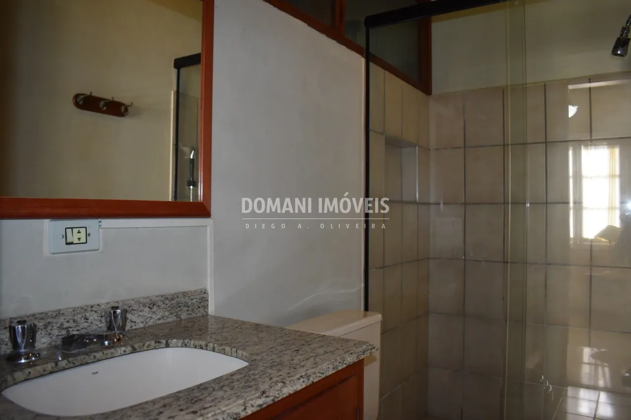 Casa à venda de 2.740 m² em Campos do Jordão, SP, Brasil