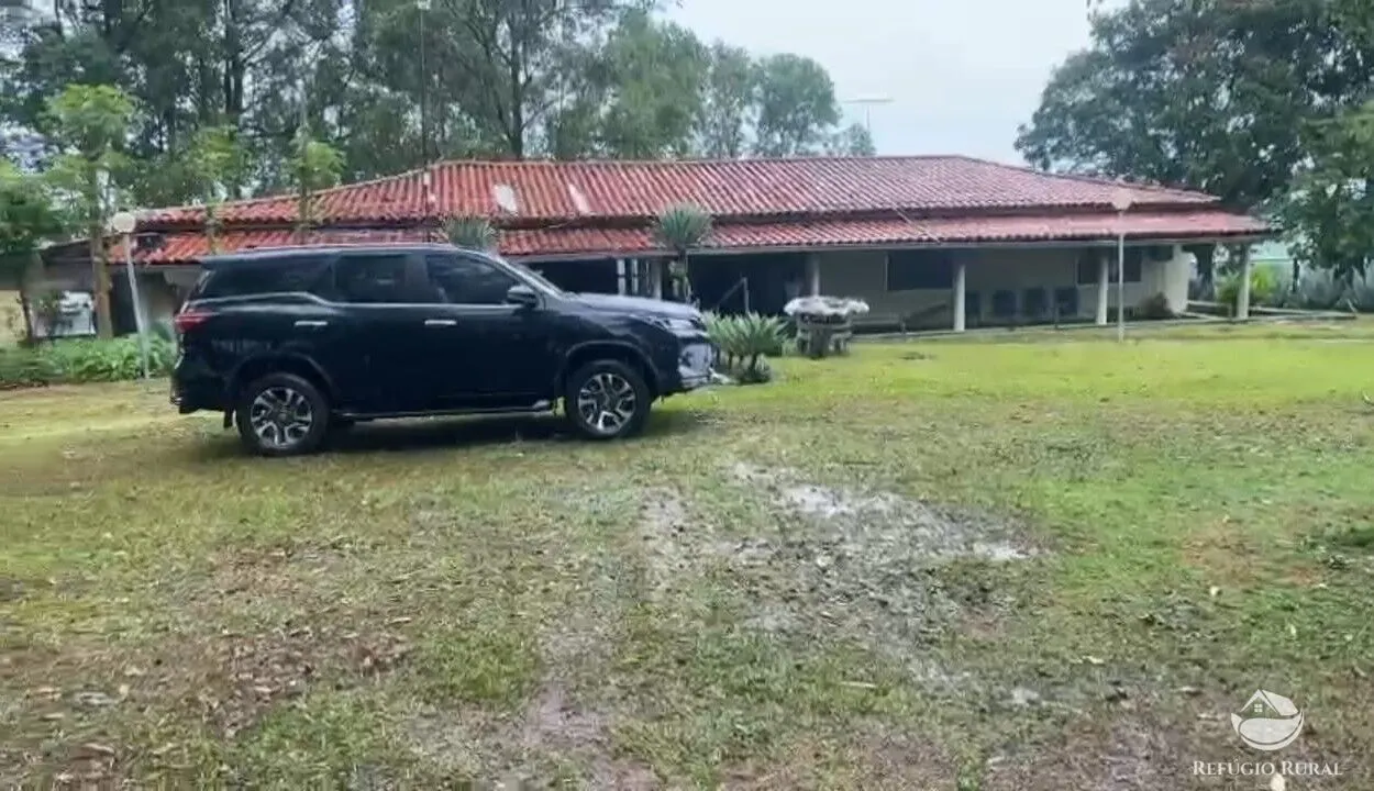 Fazenda à venda de 135 ha em Patos de Minas, MG, Brasil