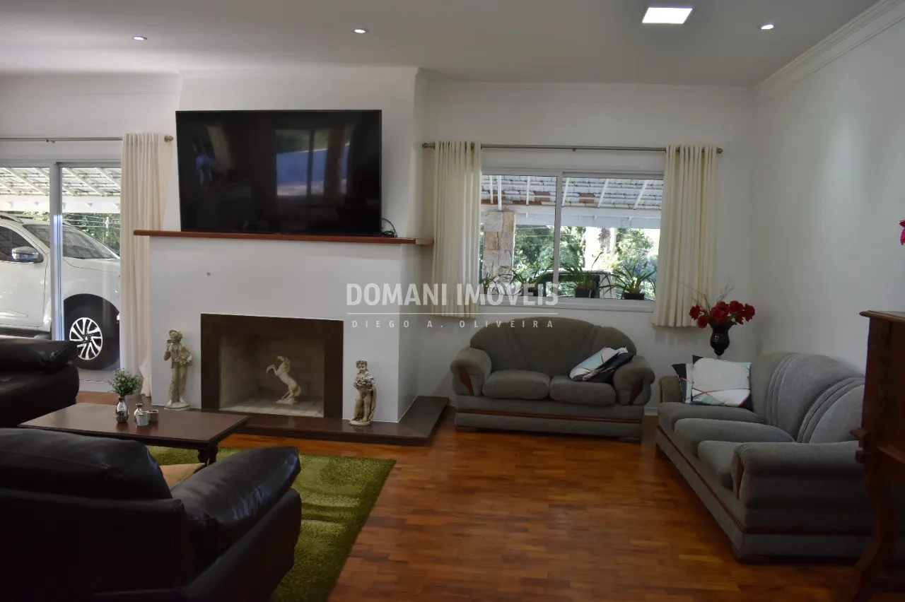 Casa à venda e para Alugar de 2.550 m² em Campos do Jordão, SP, Brasil