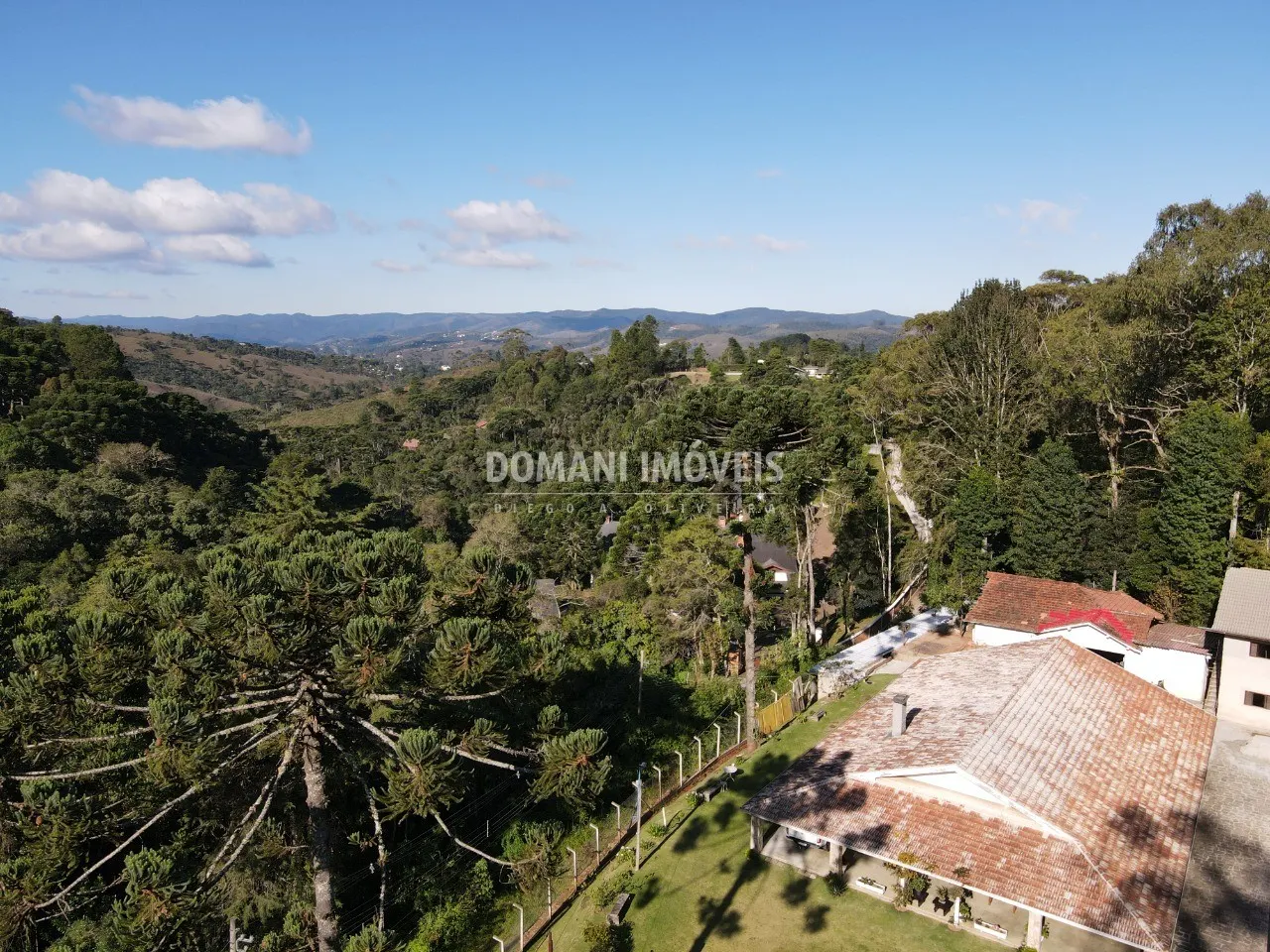 Casa à venda e para Alugar de 2.550 m² em Campos do Jordão, SP, Brasil