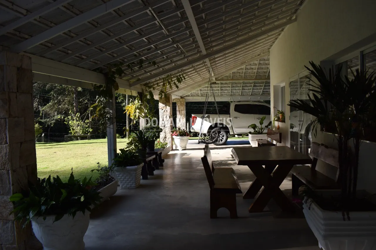 Casa à venda e para Alugar de 2.550 m² em Campos do Jordão, SP, Brasil