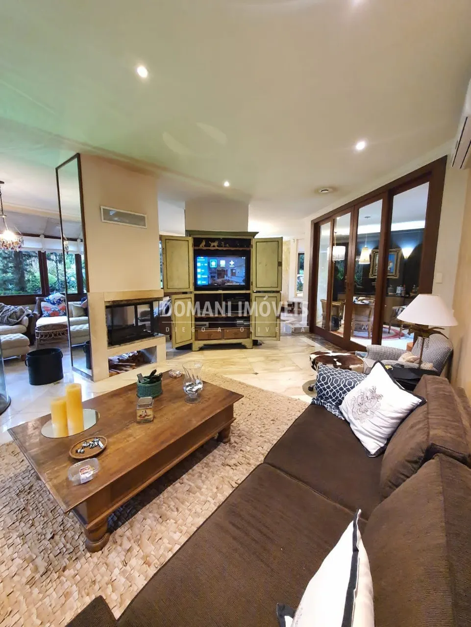 Casa à venda de 5.310 m² em Campos do Jordão, SP, Brasil