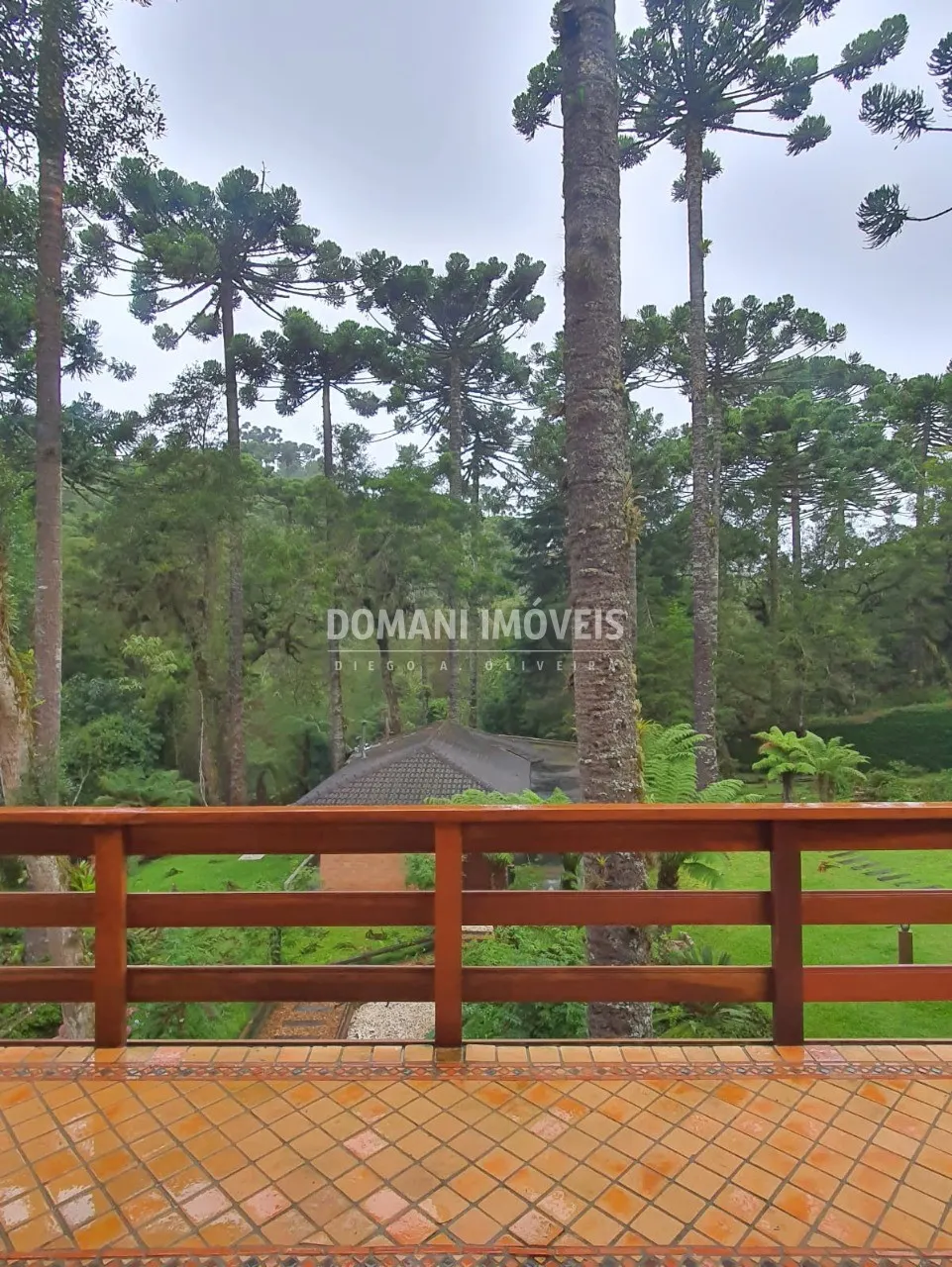 Casa à venda de 5.310 m² em Campos do Jordão, SP, Brasil