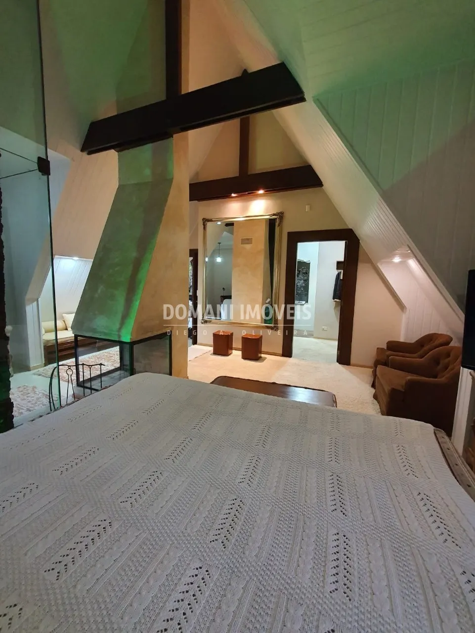 Casa à venda de 5.310 m² em Campos do Jordão, SP, Brasil