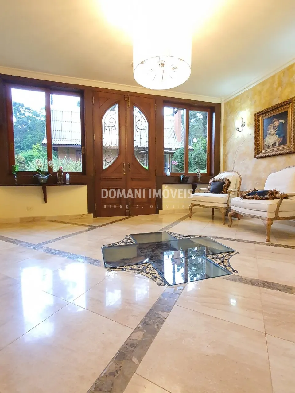 Casa à venda de 5.310 m² em Campos do Jordão, SP, Brasil