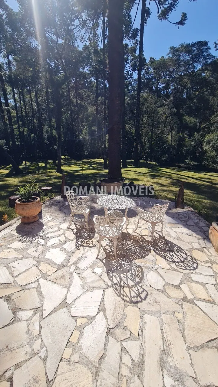 Casa à venda de 5.310 m² em Campos do Jordão, SP, Brasil