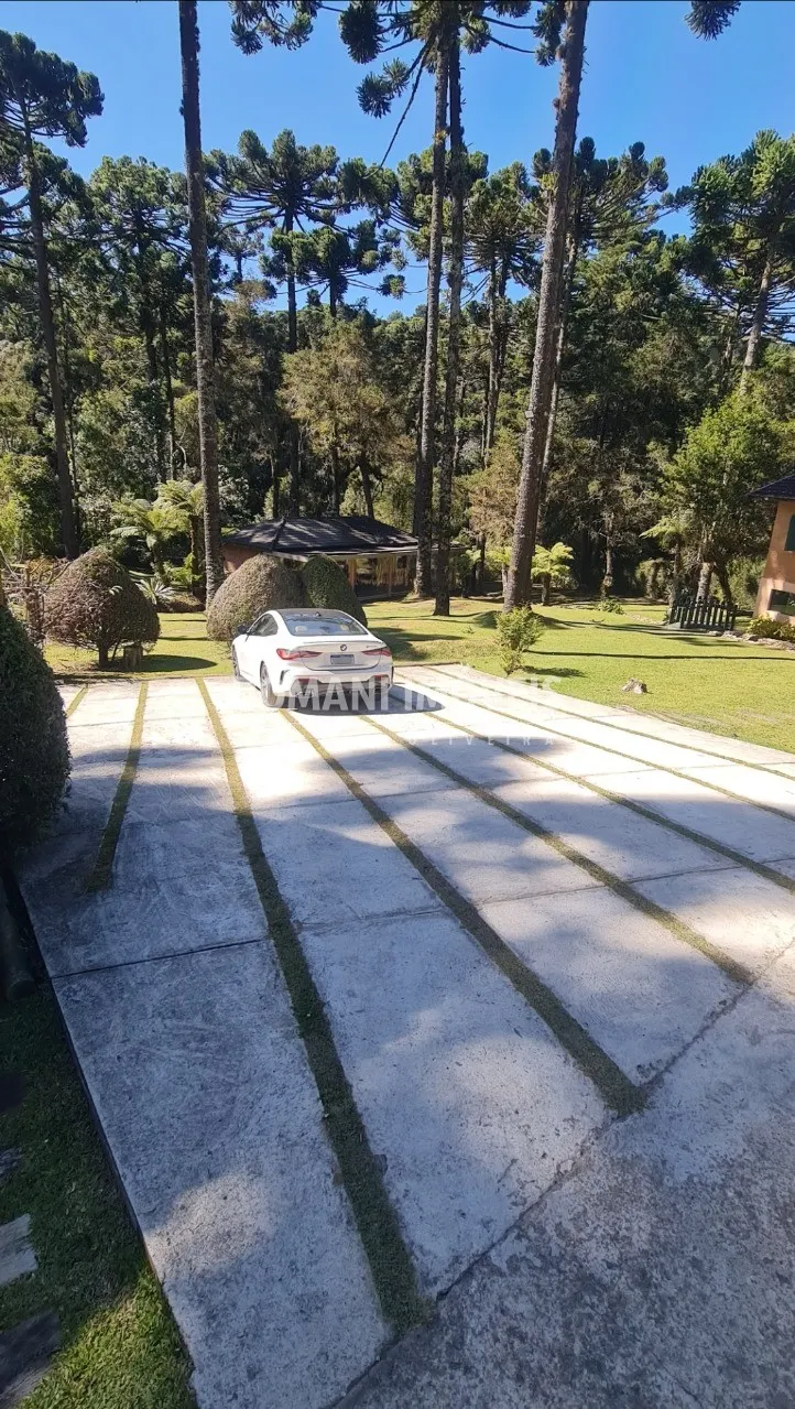Casa à venda de 5.310 m² em Campos do Jordão, SP, Brasil