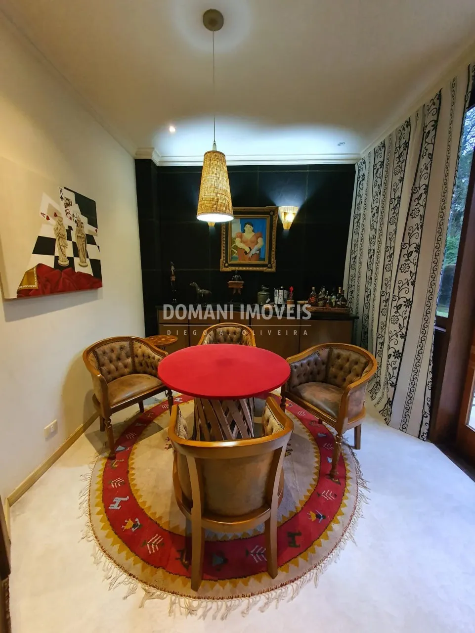 Casa à venda de 5.310 m² em Campos do Jordão, SP, Brasil