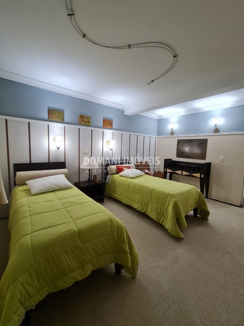 Casa à venda de 5.310 m² em Campos do Jordão, SP, Brasil