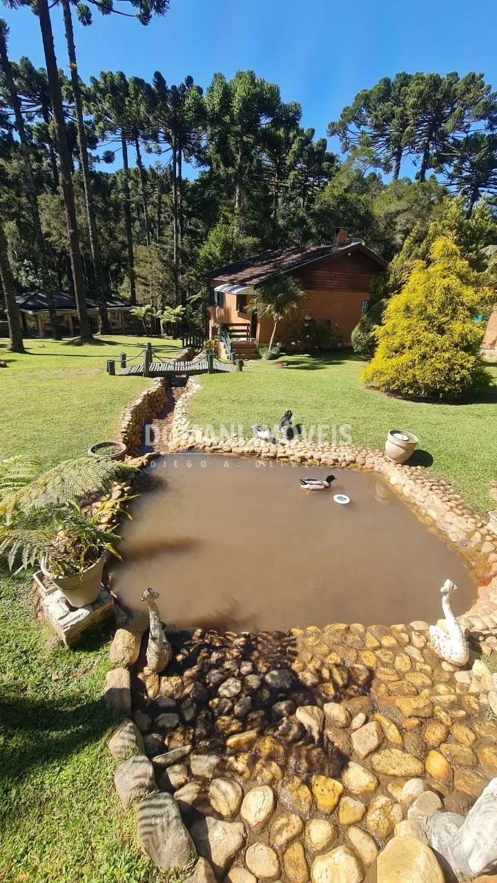 Casa à venda de 5.310 m² em Campos do Jordão, SP, Brasil