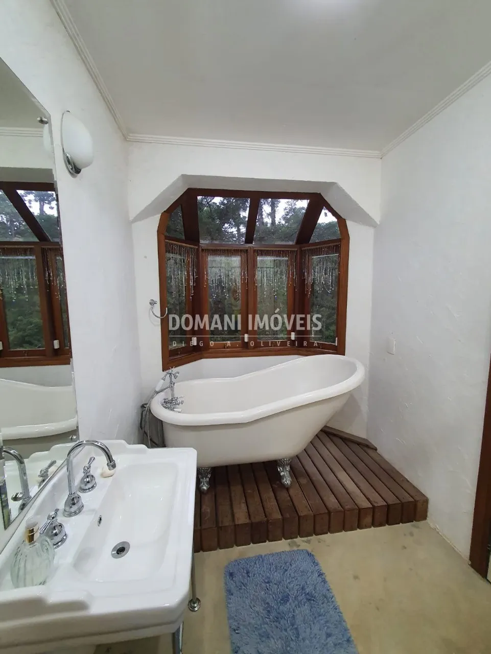 Casa à venda de 5.310 m² em Campos do Jordão, SP, Brasil