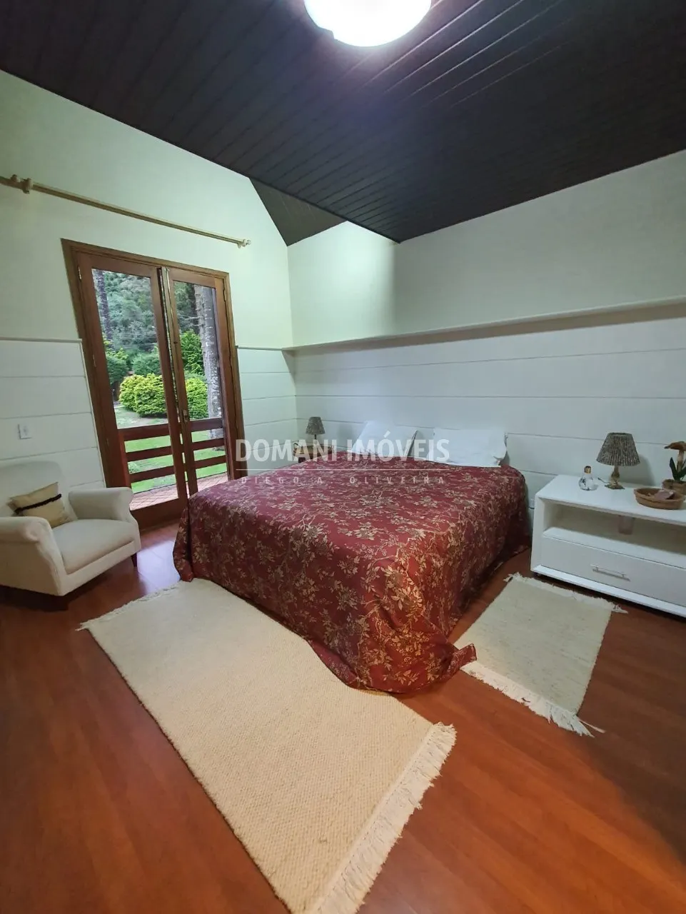 Casa à venda de 5.310 m² em Campos do Jordão, SP, Brasil