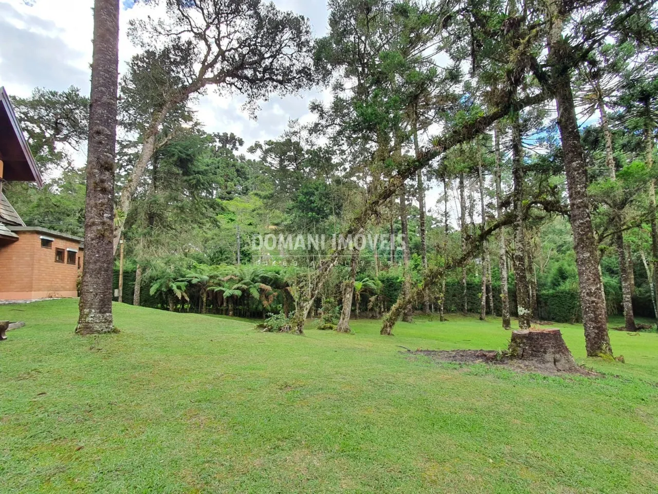 Casa à venda de 5.310 m² em Campos do Jordão, SP, Brasil