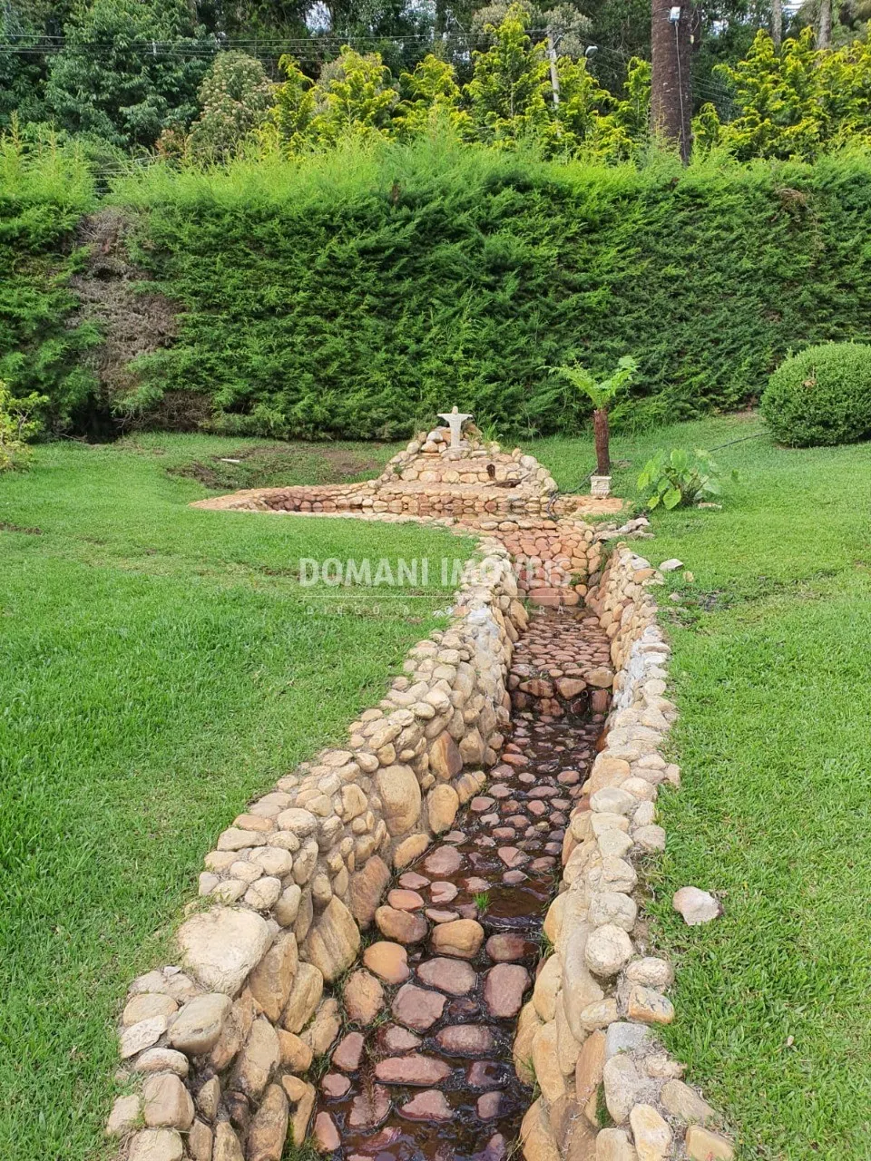 Casa à venda de 5.310 m² em Campos do Jordão, SP, Brasil