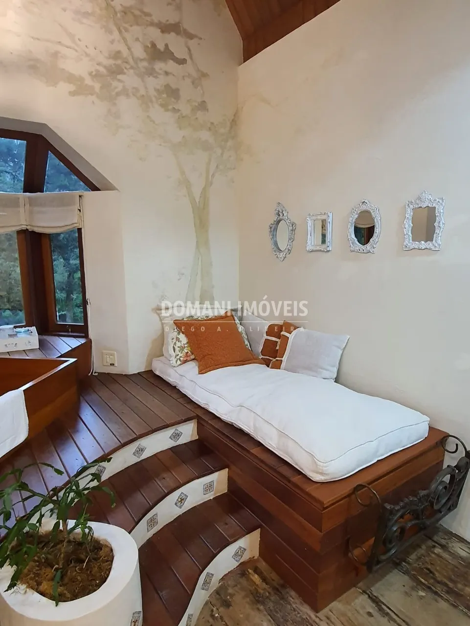 Casa à venda de 5.310 m² em Campos do Jordão, SP, Brasil