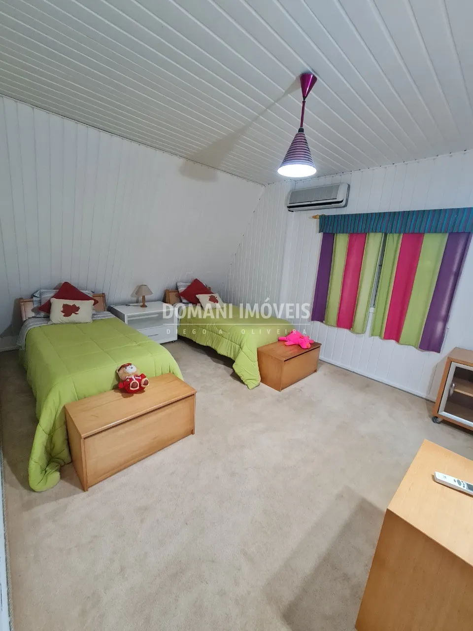 Casa à venda de 5.310 m² em Campos do Jordão, SP, Brasil