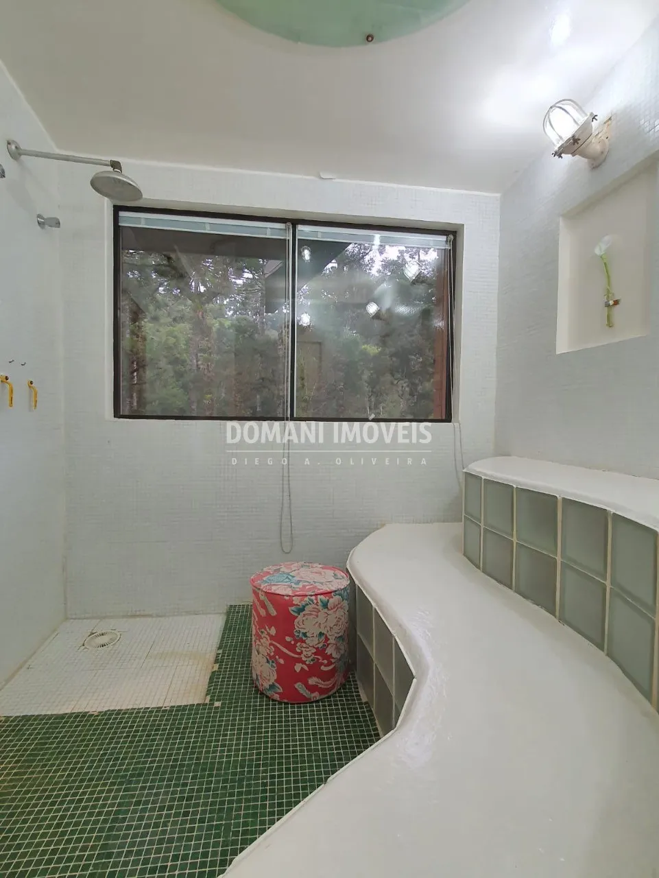 Casa à venda de 5.310 m² em Campos do Jordão, SP, Brasil