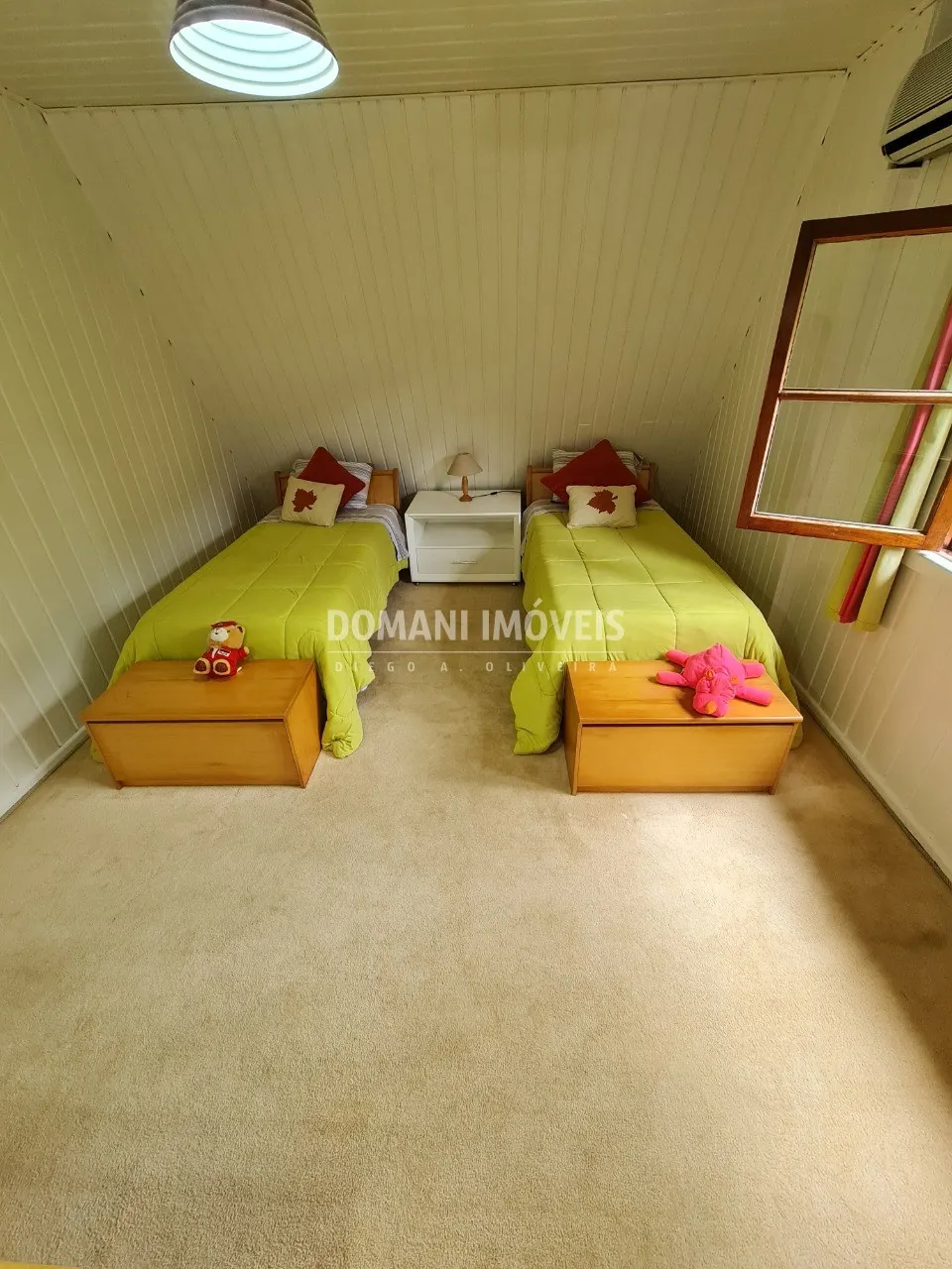 Casa à venda de 5.310 m² em Campos do Jordão, SP, Brasil