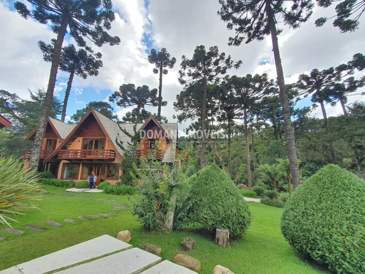Casa à venda de 5.310 m² em Campos do Jordão, SP, Brasil