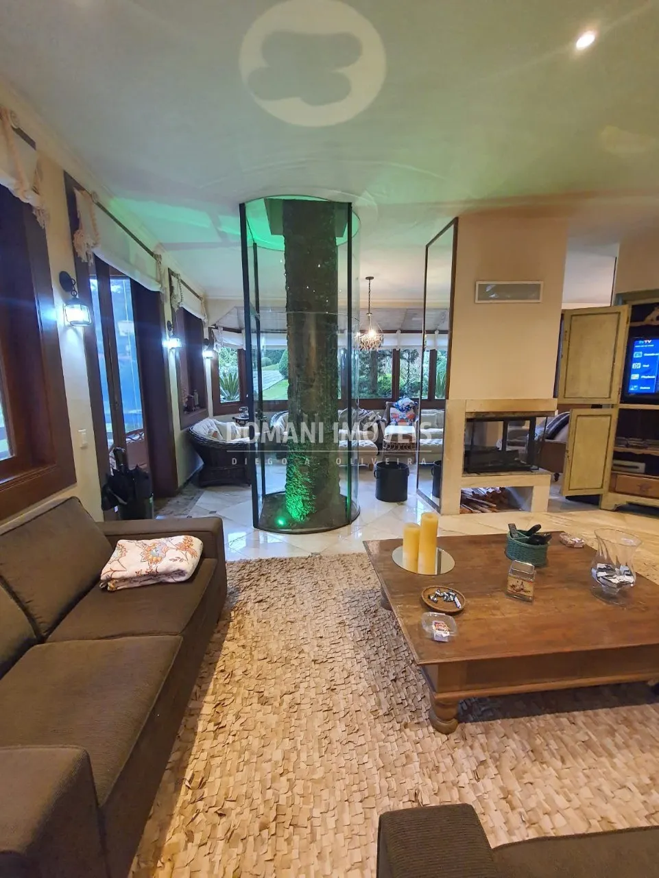 Casa à venda de 5.310 m² em Campos do Jordão, SP, Brasil