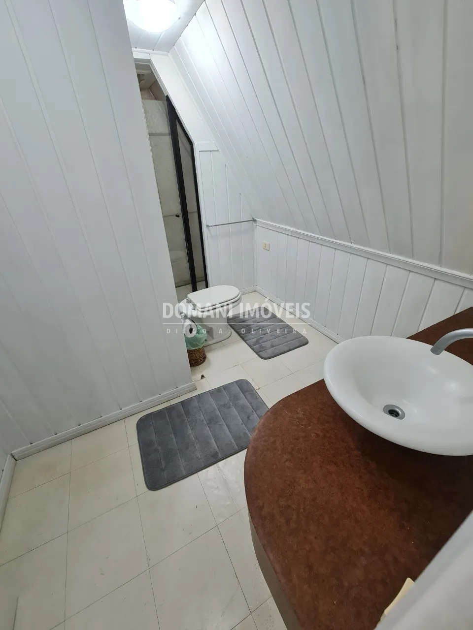 Casa à venda de 5.310 m² em Campos do Jordão, SP, Brasil