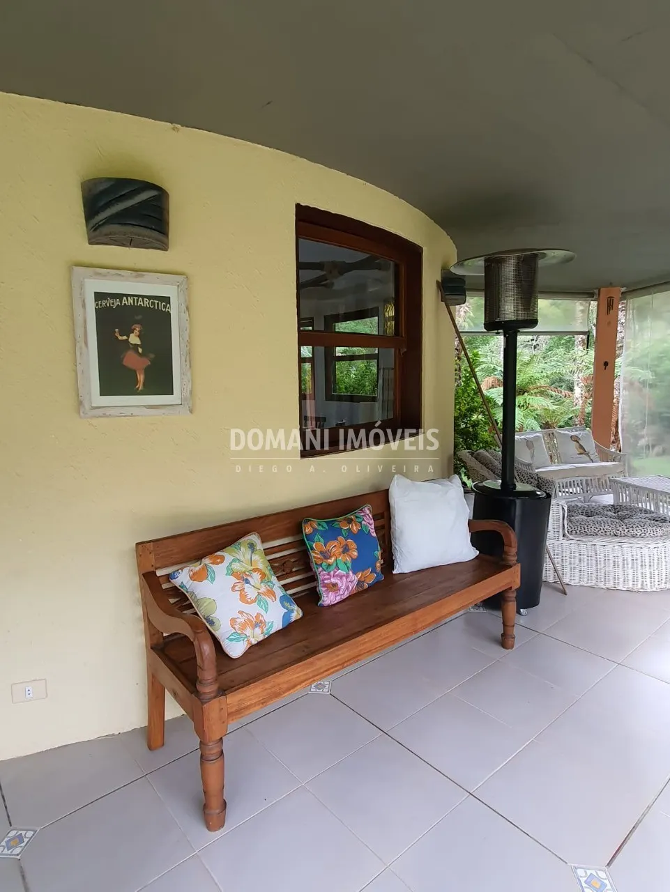 Casa à venda de 5.310 m² em Campos do Jordão, SP, Brasil