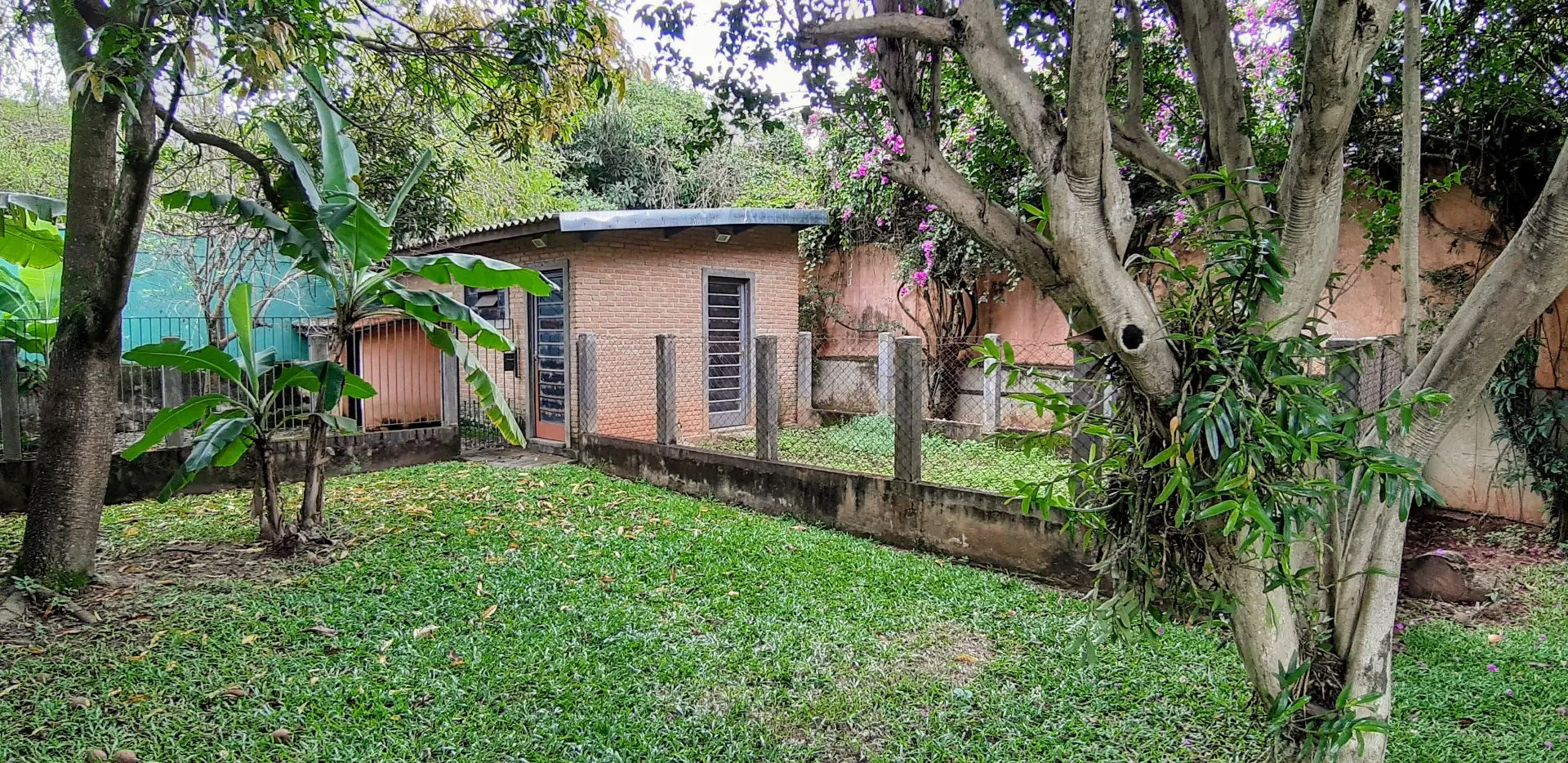 Chácara à venda de 2.000 m² em Jacareí, SP, Brasil