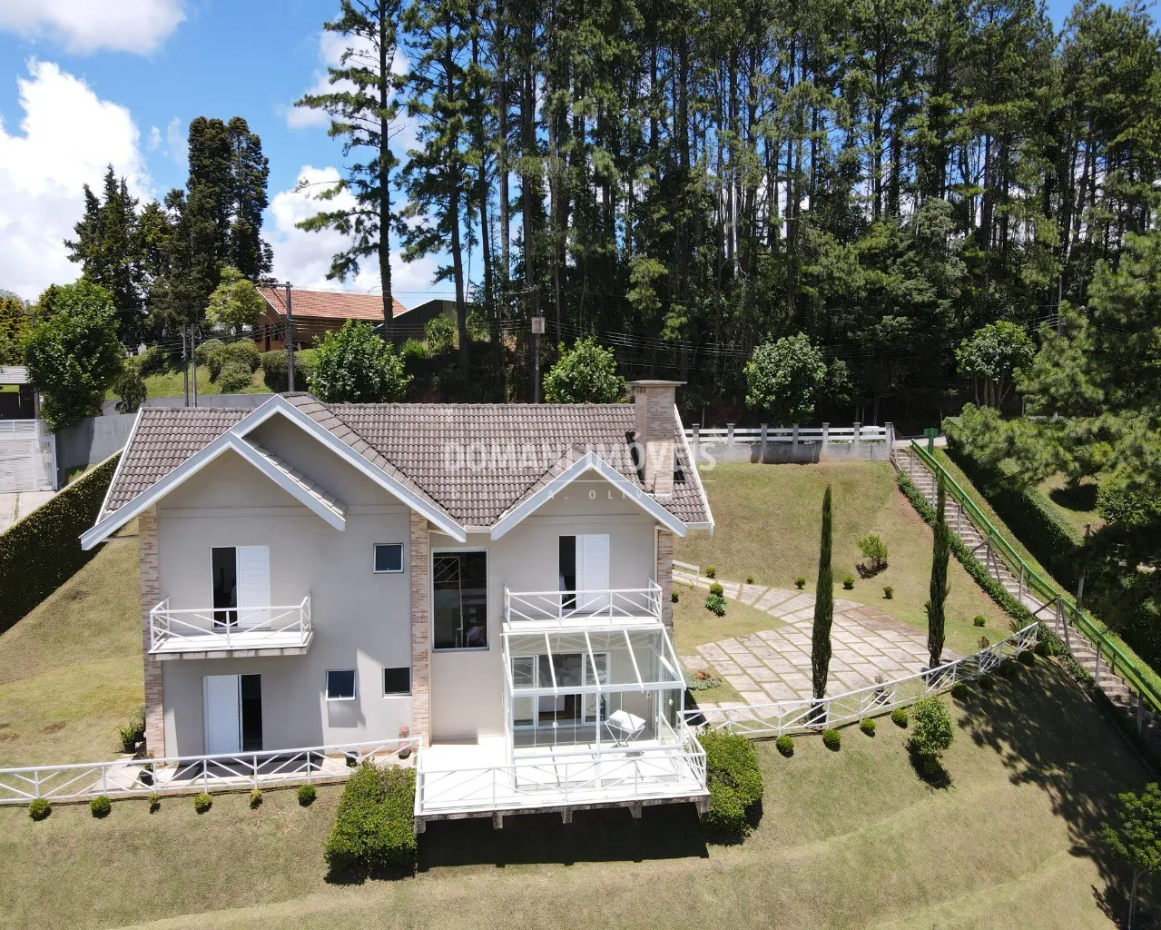 Casa à venda de 1.070 m² em Campos do Jordão, SP, Brasil