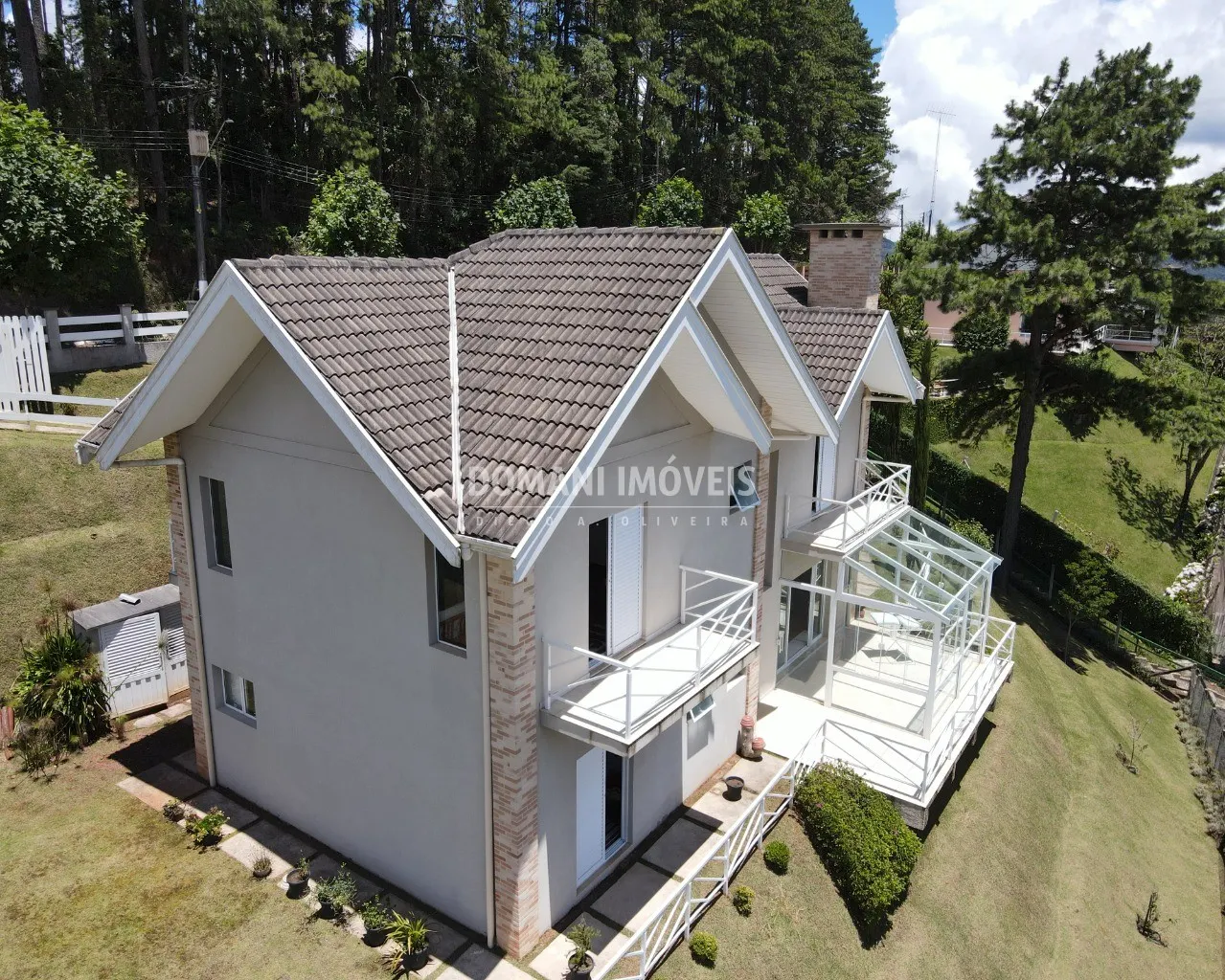 Casa à venda de 1.070 m² em Campos do Jordão, SP, Brasil