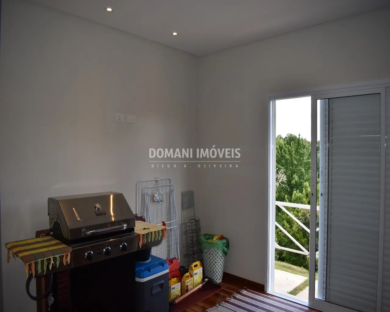Casa à venda de 1.070 m² em Campos do Jordão, SP, Brasil