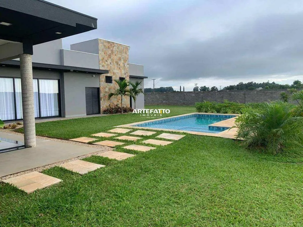 Country home for sale of 2,378 m² in Cristais Paulista, SP, Brazil
