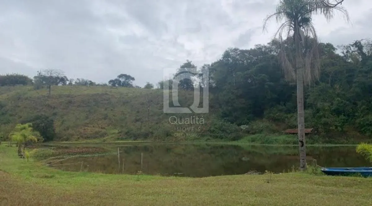 Sítio à venda de 4 ha em Boituva, SP, Brasil