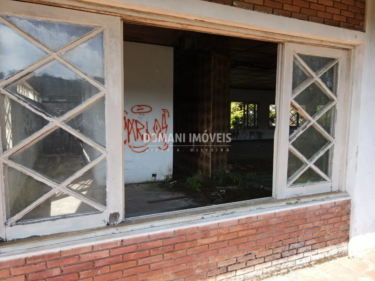 Comercial à venda de 4.560 m² em Campos do Jordão, SP, Brasil