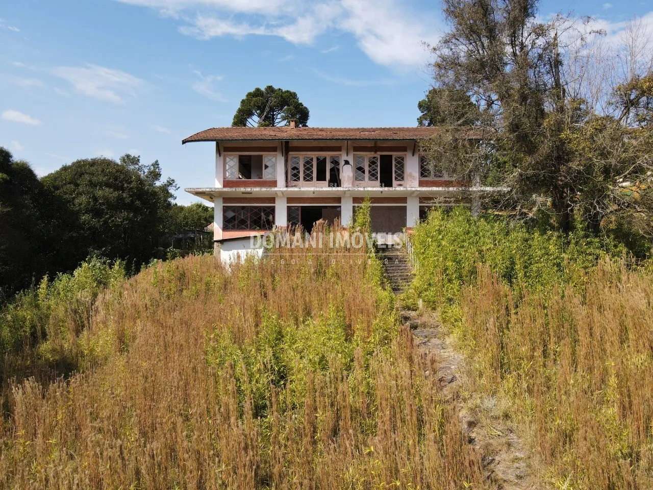 Comercial à venda de 4.560 m² em Campos do Jordão, SP, Brasil