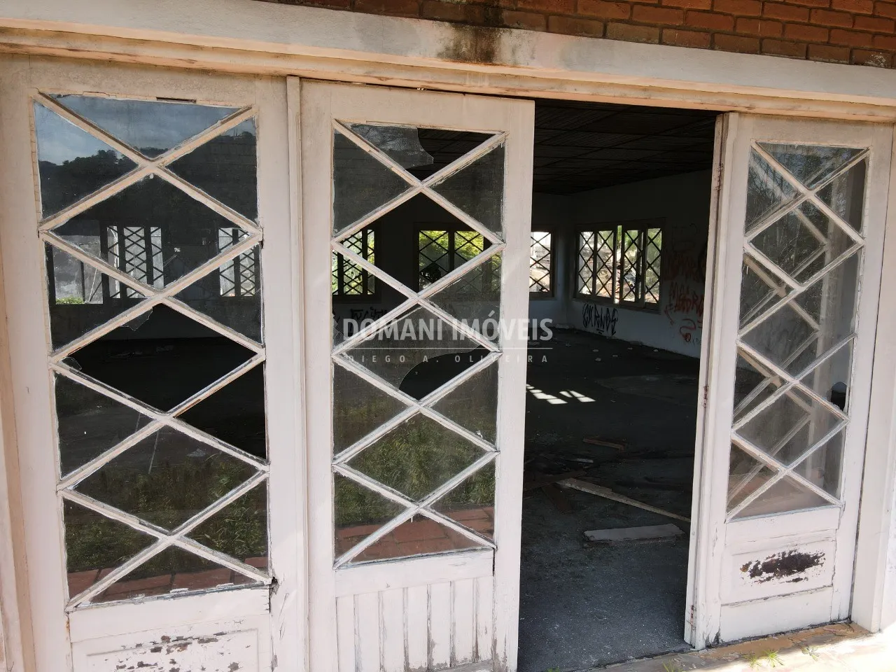 Comercial à venda de 4.560 m² em Campos do Jordão, SP, Brasil